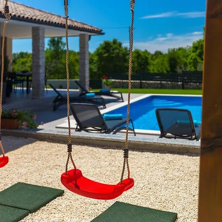 بيت للعطل Marty